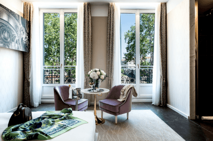 La revue des Hôtels - The Best Hotels in Lyon | The Official Ranking 2026