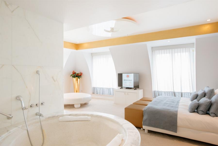 salle de bain suite presidentielle boscolo hotel nice